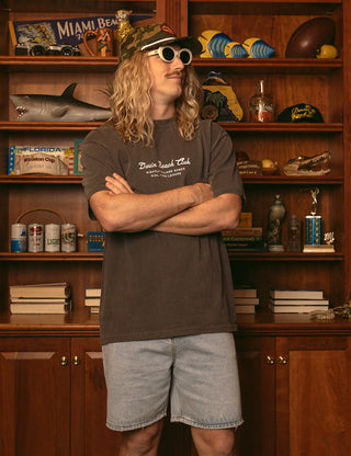 Duvin Felt Tee in Black with mid-weight 100% cotton, pigment vintage dye, garment wash finish, pre-shrunk, anti-pilled, and sun-faded broken-in feel