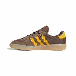adidas Skateboarding Glenburn x Daewon Shoes in Earth Strata/Crew Yellow/Gum — leather and textile upper, rubber outsole with heel drop-in, lace closure, regular fit for skating and everyday wear