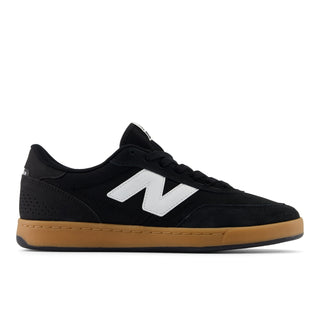 New Balance Numeric 440V2 skate shoes in Black/Gum, featuring NDurance technology and mixed material upper.