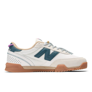 New Balance Numeric 440 V2 Trail Low Shoes - Sea Salt/Deep Ocean