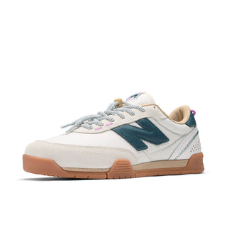 New Balance Numeric 440 V2 Trail Low Shoes - Sea Salt/Deep Ocean