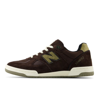 New Balance Numeric Tom Knox 600 skate shoes in Chocolate and Olive with FuelCell foam cushioning, FantomFit ultra-light bonded upper, suede and leather construction, and 90s football-inspired pro skate design