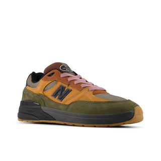  New Balance Numeric 933 Andrew Reynolds Mike Gigliotti in True Brown/Candy Pink with FuelCell foam and ABZORB cushioning.