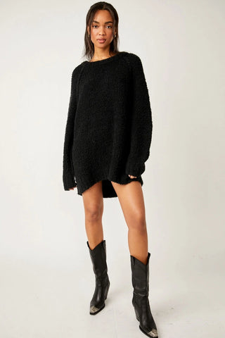 Discover the ultimate cozy-chic style with the Teddy Sweater Tunic by Free People at Drift House. Oversized and textured, it's an essential for every wardrobe.