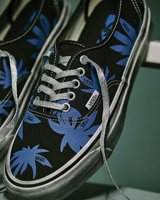 Vans LX Authentic 44 Archive Black sneaker with black canvas upper and classic low-top silhouette.