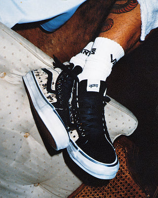Vans Premium SK8-Hi Reissue 38 Floral Rivets in Black with floral print, metal rivets, Sola Foam ADC cushioning, and a signature waffle outsole