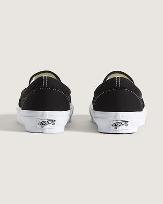Vans LX Slip-On Reissue 98 Black White shoe with low-profile slip-on design and classic two-tone canvas upper.