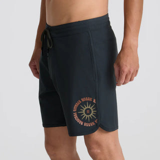 Roark Chiller 17" Boardshorts in Onyx with 4-way stretch fabric.