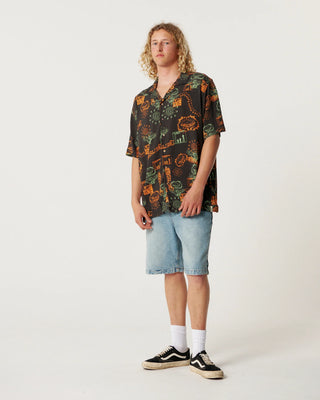 Critical Slide Mellow Resort Shirt Black in rayon fabric with resort collar, coconut buttons, and exclusive small-batch artwork.