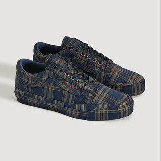 Vans LX Premium Old Skool in Plaid Navy/Multi featuring a classic plaid canvas upper and signature Sidestripe.