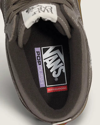 Vans Skate Half Cab Shoes in Walnut and Gum with suede upper and classic mid-top skateboarding silhouette.