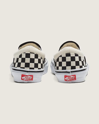 Vans Skate Slip-On Checkerboard Shoe in Black/Off White, enhanced with DURACAP, SickStick grip, and PopCush cushioning.