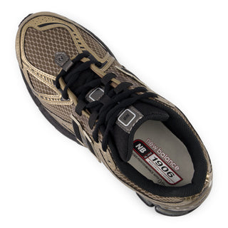 New Balance 1906R in Mushroom/Black Metallic with mesh upper, ACTEVA LITE midsole, and N-ergy outsole.