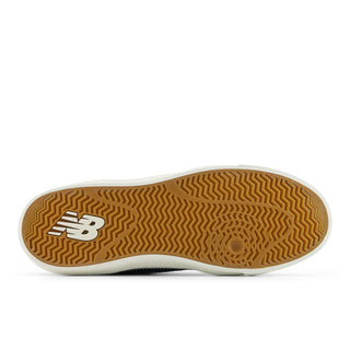 New Balance Numeric Franky Villani 417 Low skate shoes in Blue and White colorway with classic skate materials