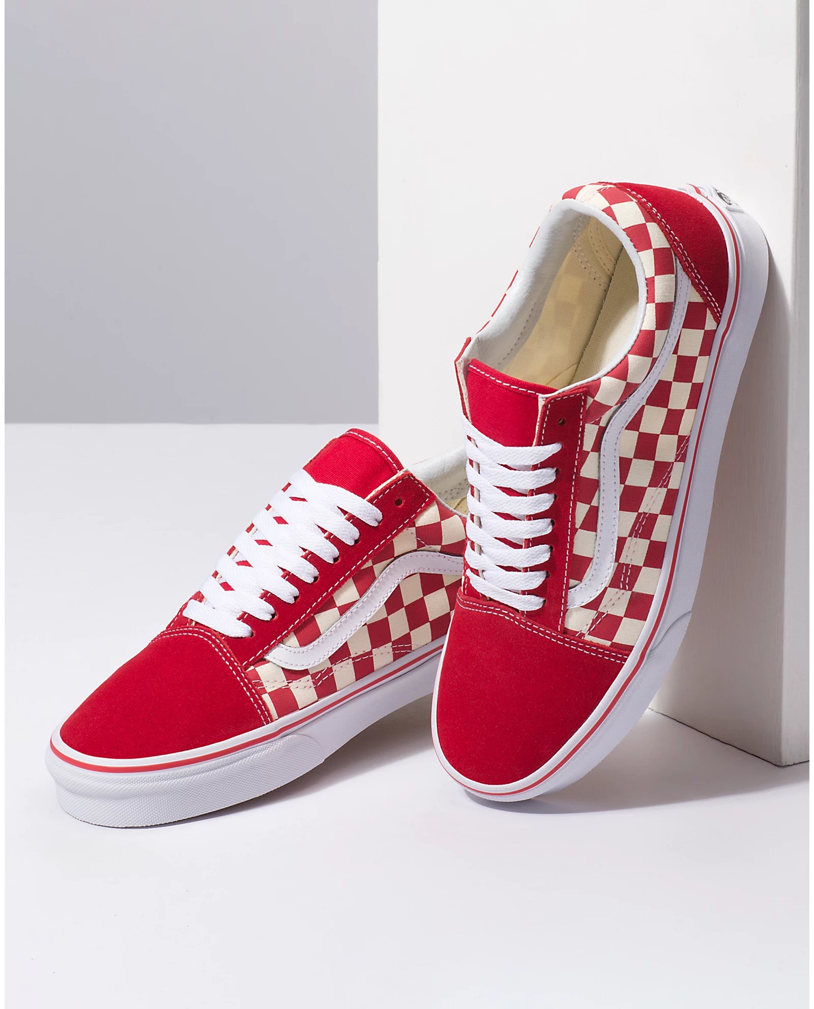Red old 2025 skool vans checkerboard