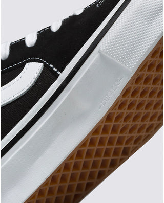 Vans Skate Sk8-Hi Shoe in Black/White, enhanced with DURACAP reinforcement, SickStick grip, and PopCush cushioning.