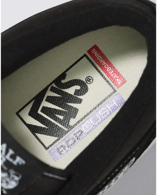Vans Skate Half Cab Black/White shoe, offering durability, grip, and style for skateboarding.