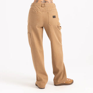 Roark HWY 1 Pant in Otter with utility pockets and relaxed straight-leg fit.