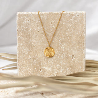 ALCO Jewelry Chasing Sunset Necklace, 18K gold-plated, stainless steel, hypoallergenic.