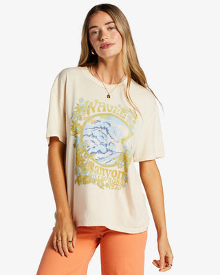 Billabong Womens "Waves In The Canyon" t-shirt, boyfriend fit, large chest graphic.