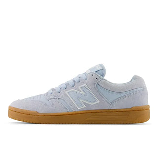 New Balance Numeric 480 skate shoes in Oxford Blue/White, lightweight suede and mesh upper with FuelCell cushioning, reinforced skate toe, and heritage hoops styling