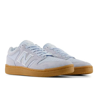 New Balance Numeric 480 skate shoes in Oxford Blue/White, lightweight suede and mesh upper with FuelCell cushioning, reinforced skate toe, and heritage hoops styling