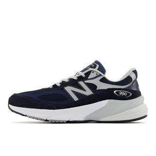 New Balance 990v6 Navy/White, pigskin suede and mesh upper, Navy/White two-tone, FuelCell cushioning.