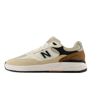New Balance Numeric Andrew Reynolds 933 shoes in Quicksand and Sea Salt with suede, mesh, and low-top design.