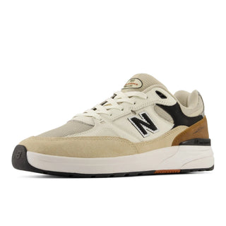 New Balance Numeric Andrew Reynolds 933 shoes in Quicksand and Sea Salt with suede, mesh, and low-top design.