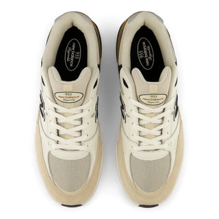 New Balance Numeric Andrew Reynolds 933 shoes in Quicksand and Sea Salt with suede, mesh, and low-top design.