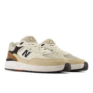 New Balance Numeric Andrew Reynolds 933 shoes in Quicksand and Sea Salt with suede, mesh, and low-top design.