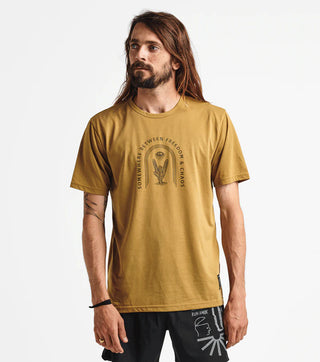 Mathis Saguaro Short Sleeve Knit in bronze, a classic yet high-performance tee for adventurers by Roark Revival, featuring DriRelease® knit fabric for superior comfort and moisture control.